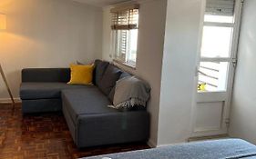Quarto Privativo Com Varanda E Vista Para O Rio